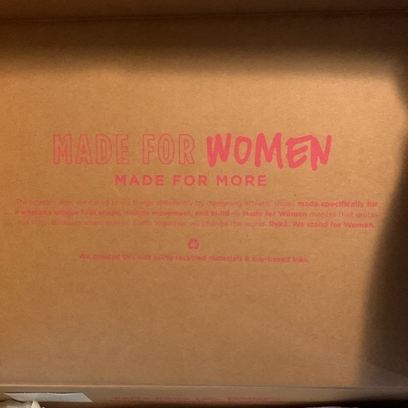 Super cute teal, navy & white 9.5 W Ryka walking shoes in excellent condition - Picture 10 of 11